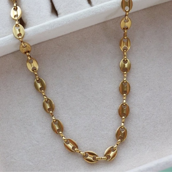 Mariner Gold Necklace - Picture 2 of 4